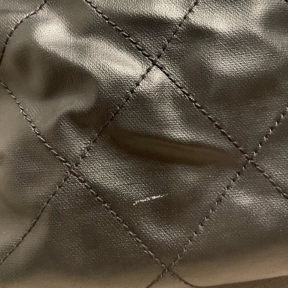 Chanel tote bag in black. - Picture 6 of 14